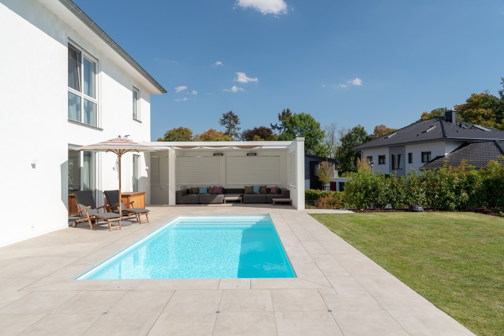Poolumrandung in Bad Nauheim