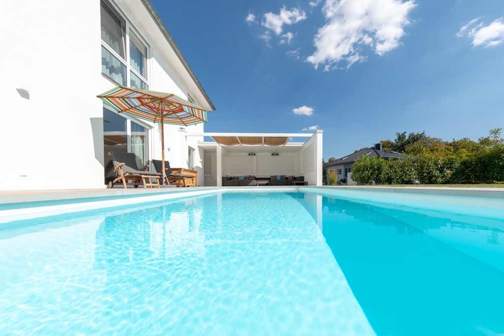 Poolumrandung in Bad Nauheim